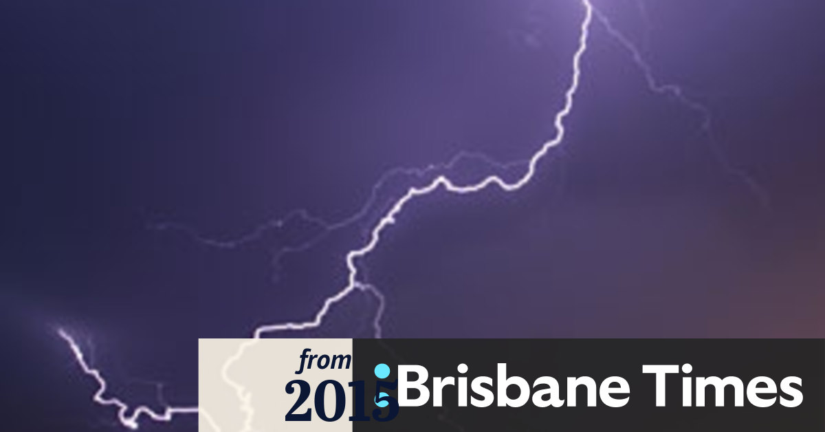 Brisbane weather king tides, storms on the way